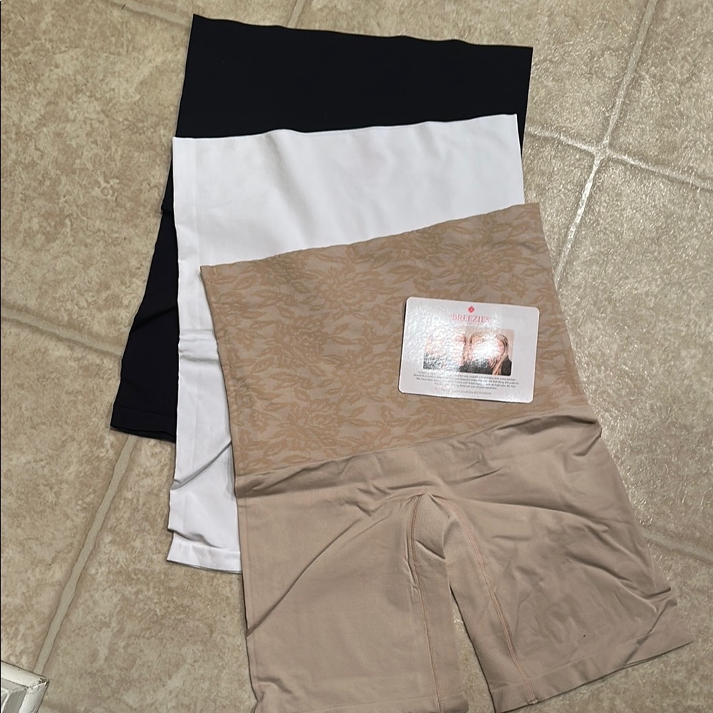 BREEZIES Beige White and Black Shapewear Set
